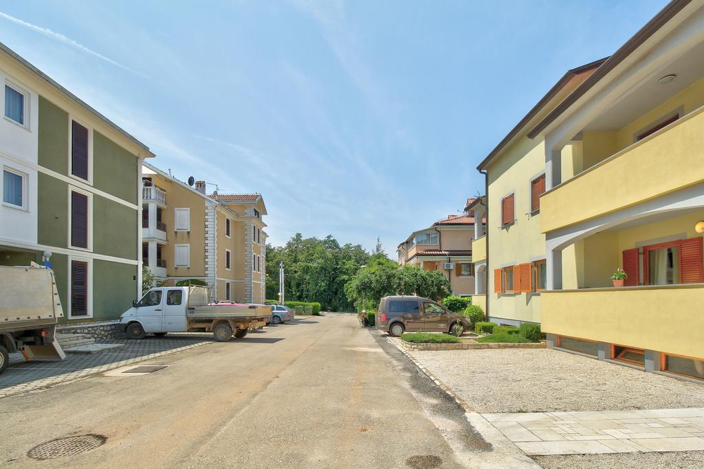 Apartments Vera Umag Exterior photo